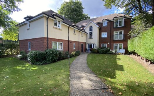 Oak Court, Bucknell Close