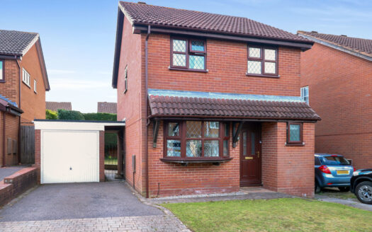 Gillows Croft, Shirley